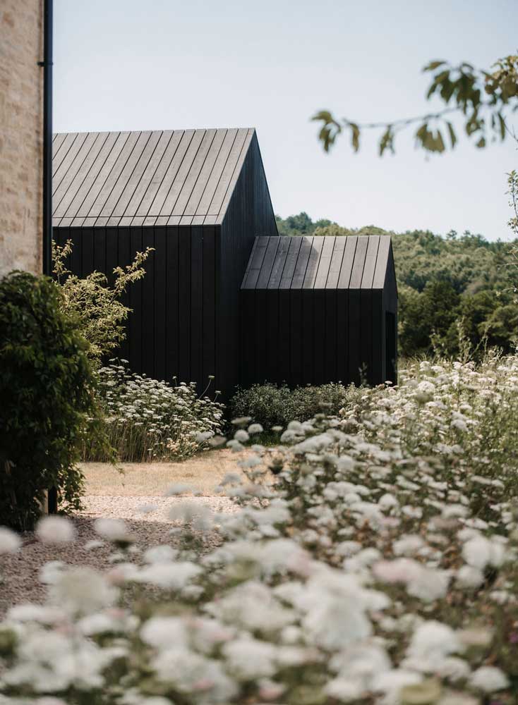 Barn with sustainable meadow planting
