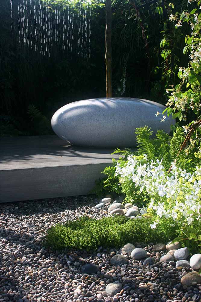 Space Within - an award winning RHS Chatsworth Show Garden. Rae Wilkinson Garden and Landscape Design Surrey, Sussex, Hampshire, London, South-East England